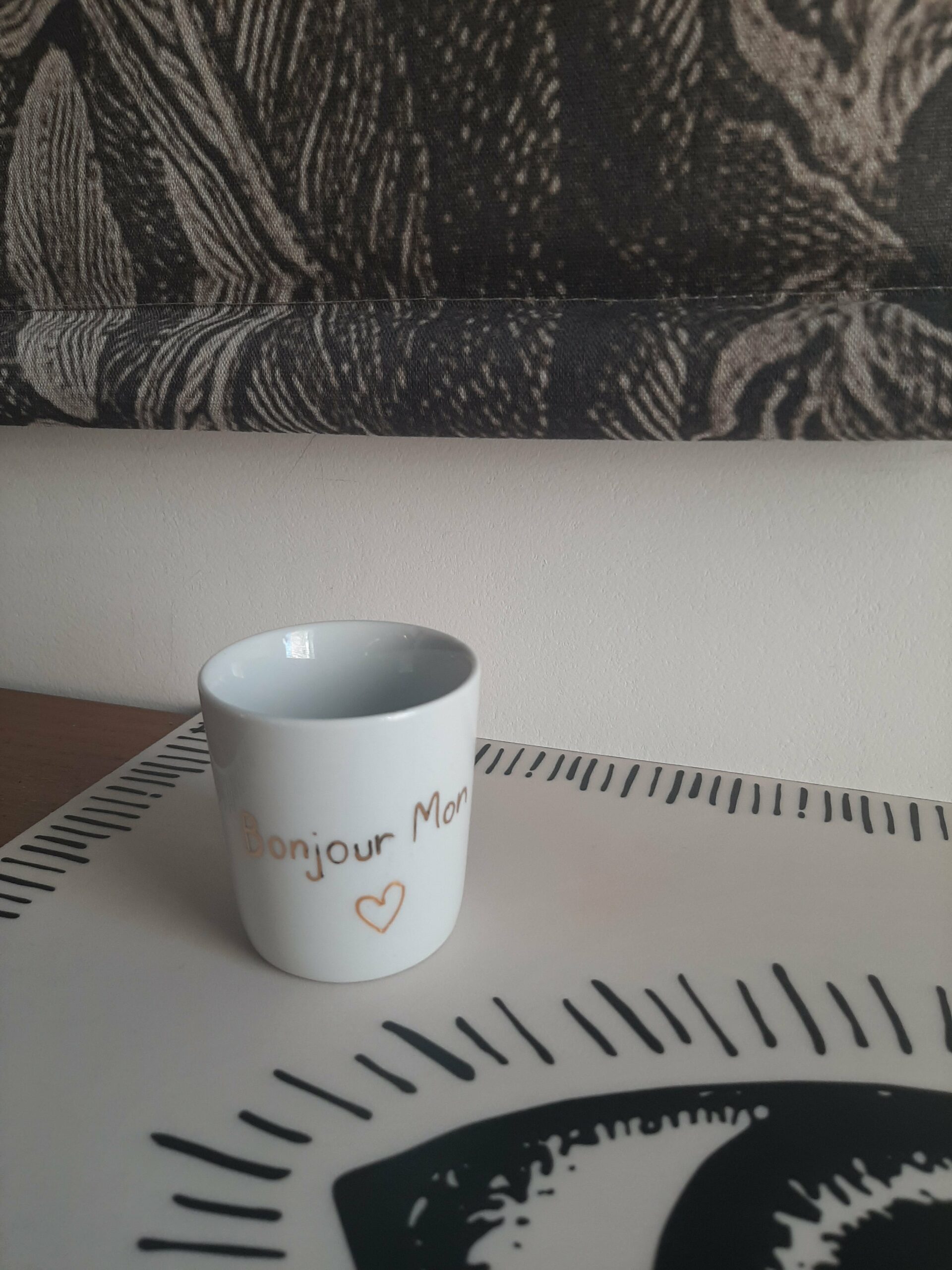 Tasse à café coeur en porcelaine personnalisable